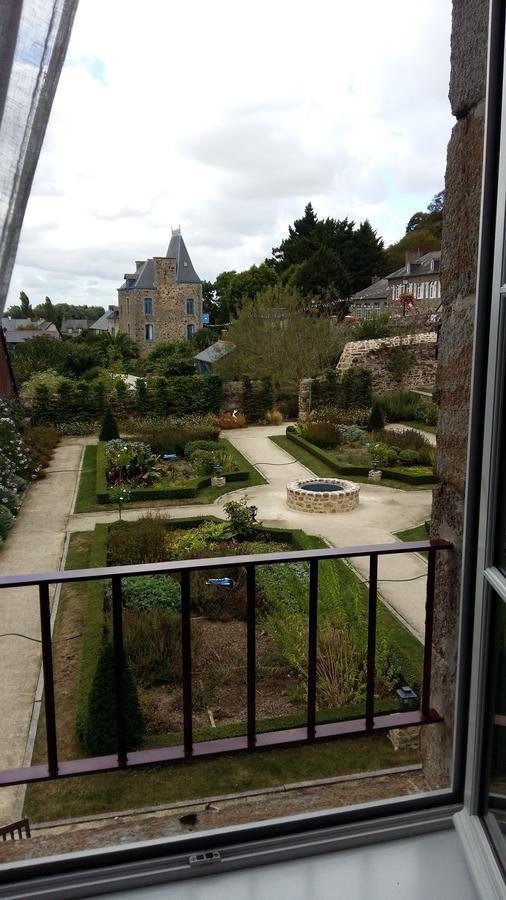 Hotel Jardin Des Simples Mont-Dol Exterior foto