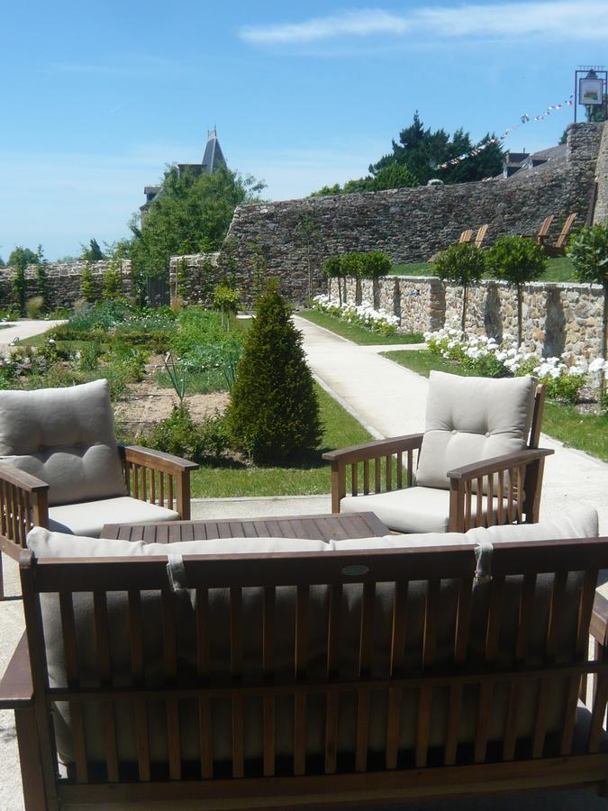 Hotel Jardin Des Simples Mont-Dol Exterior foto